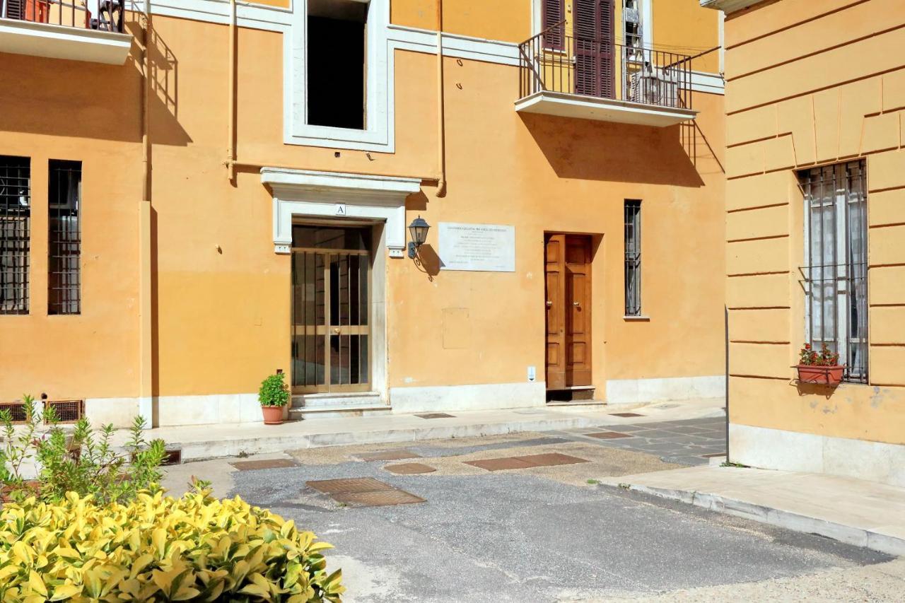 Romeasyoulike - Trastevere Apartment N° 30 Kültér fotó